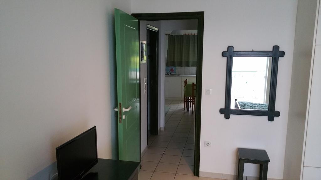 Schinas Apts. Lägenhet Tolofón Rum bild